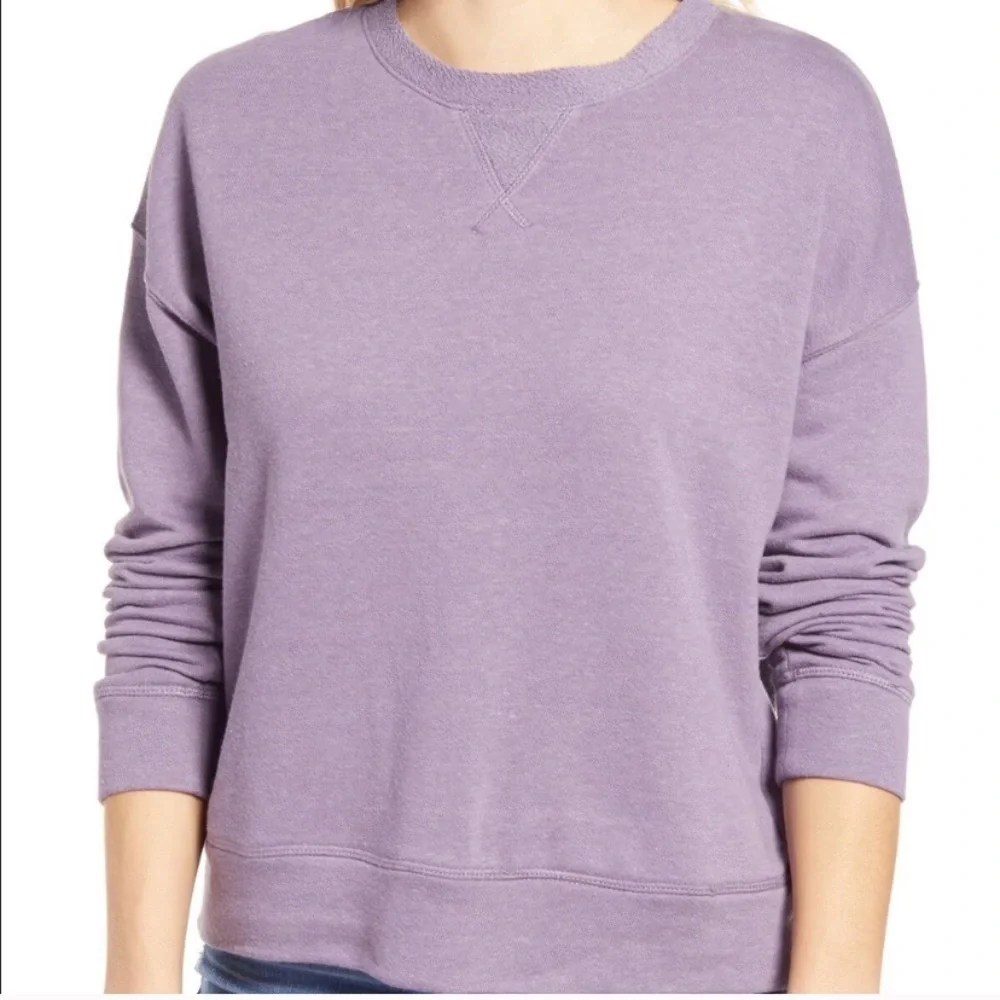 Everleigh Lavender Terry Cloth Crew Sweatshirt. Size XSmall. New With Tags.